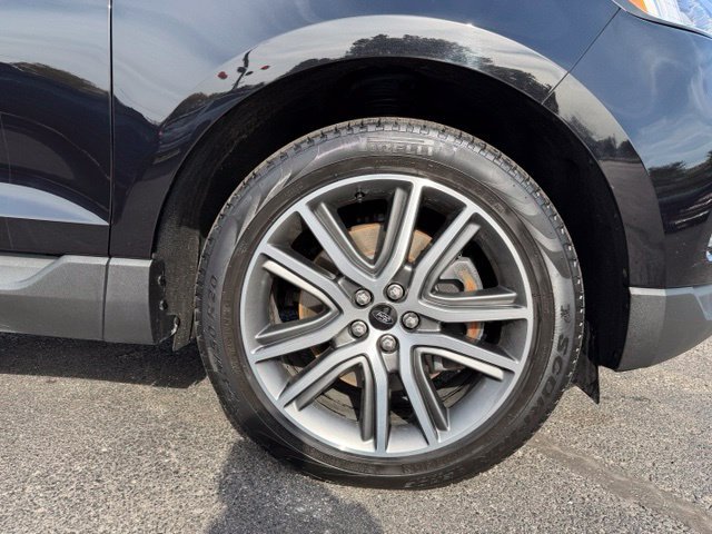 Used 2024 Ford Edge Titanium w/ Equipment Group 301A AWD/4WD image 24