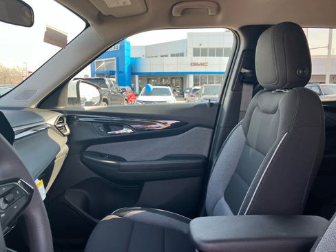 New 2026 Chevrolet TrailBlazer LT image 10