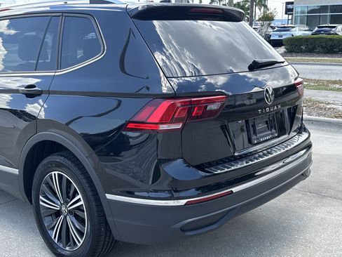 Certified 2024 Volkswagen Tiguan Wolfsburg Edition AWD/4WD image 10