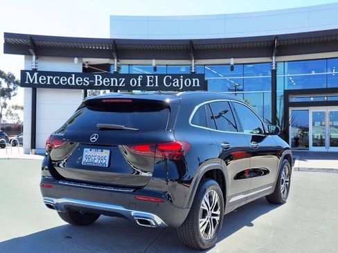 Used 2025 Mercedes-Benz GLA 250 image 3