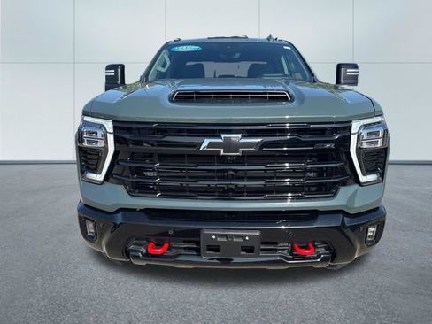 Used 2025 Chevrolet Silverado 2500 LTZ w/ LTZ Plus Package AWD/4WD image 6
