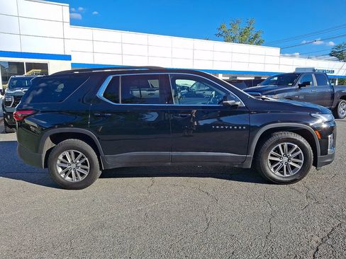 Used 2023 Chevrolet Traverse LT AWD/4WD image 9