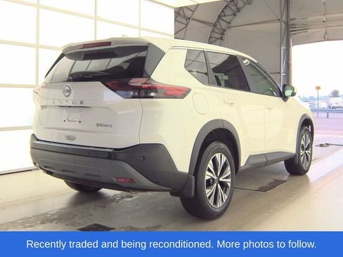 Used 2023 Nissan Rogue SV AWD/4WD image 2