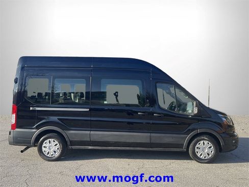 Used 2023 Ford Transit 350 XLT image 27