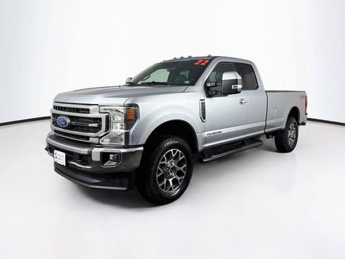 Used 2022 Ford F350 Lariat w/ Lariat Value Package AWD/4WD image 7