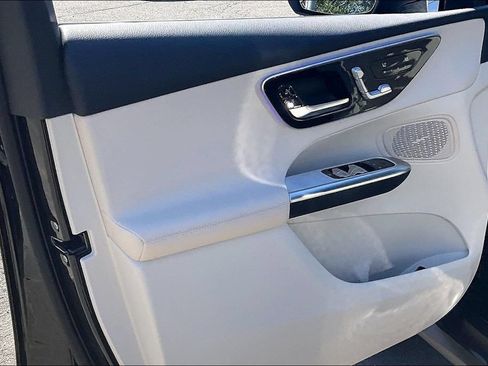 Certified 2025 Mercedes-Benz GLC 350e 4MATIC image 15