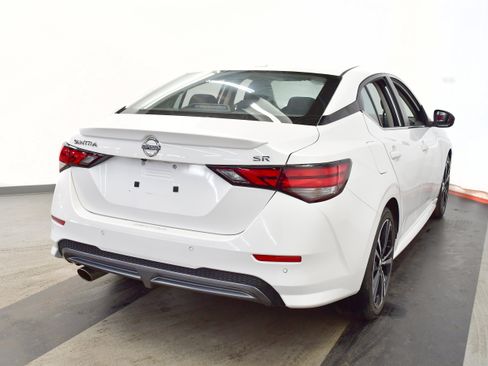 Used 2022 Nissan Sentra SR w/ Trunk Package image 10