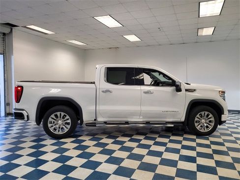 Used 2023 GMC Sierra 1500 Denali image 8