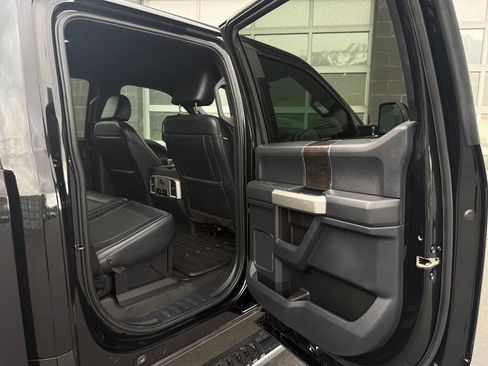 Used 2022 Ford F350 Lariat w/ Lariat Ultimate Package AWD/4WD image 37