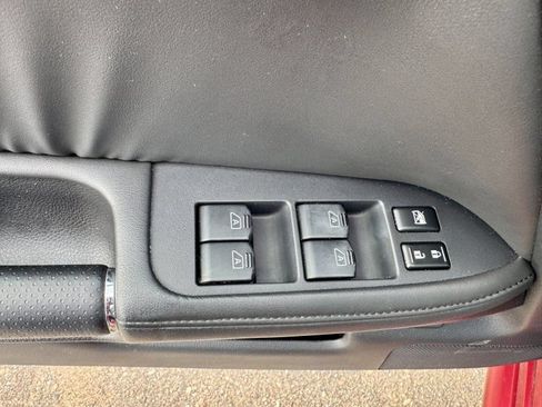 Used 2007 INFINITI M35 x w/ Technology Pkg AWD/4WD image 12