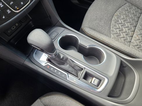 Used 2023 Chevrolet Equinox LT image 16