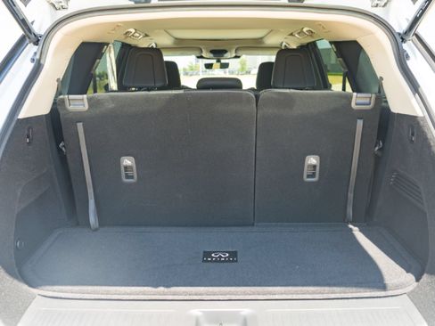 Certified 2026 INFINITI QX60 Luxe w/ Cargo Package FWD image 25