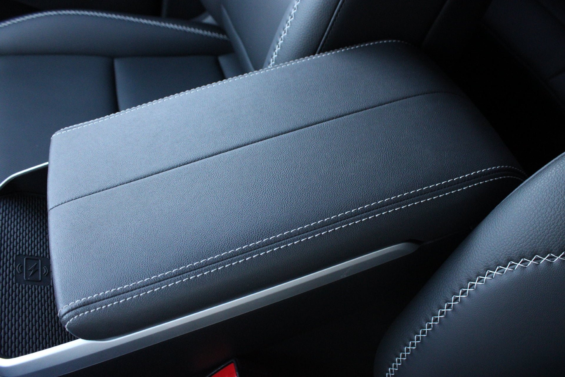 Used 2026 GMC Terrain Denali w/ LPO, Floor Liner Package AWD/4WD image 45
