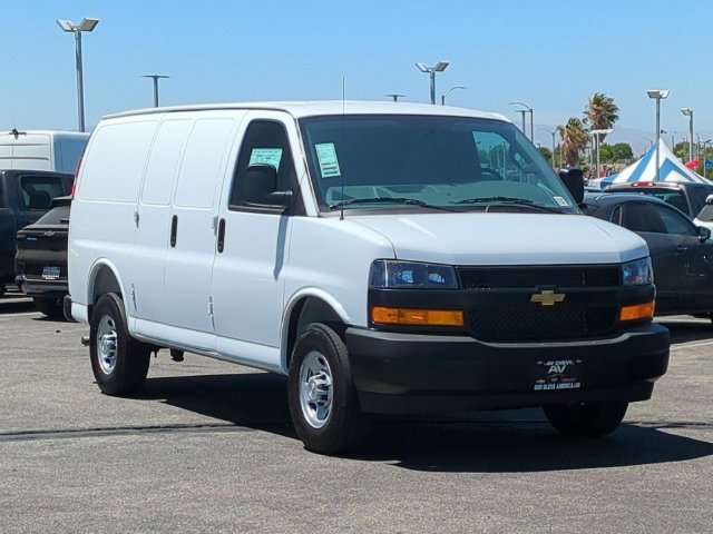 New 2026 Chevrolet Express 2500 RWD image 2