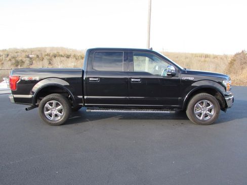 Used 2019 Ford F150 Lariat image 8