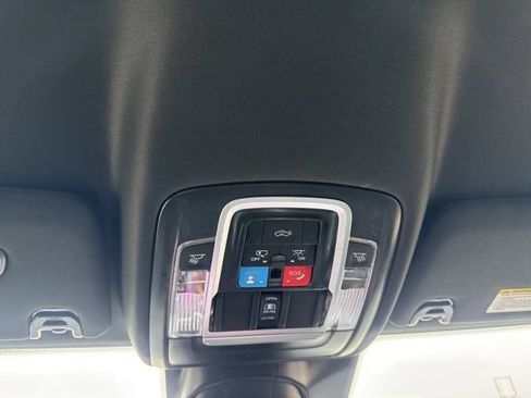 New 2026 RAM 2500 Laramie AWD/4WD image 15