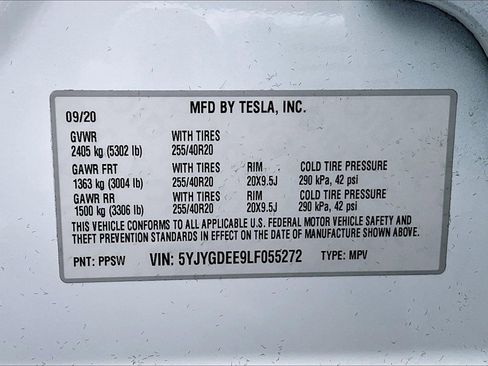 Used 2020 Tesla Model Y Long Range image 30