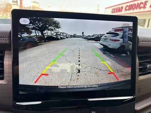 Used 2023 Ford Expedition Limited image 40