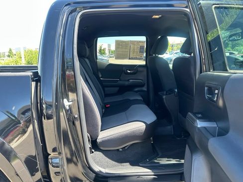 Used 2023 Toyota Tacoma TRD Sport AWD/4WD image 14