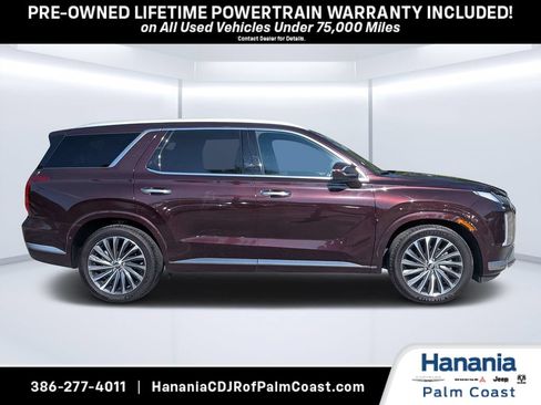 Used 2023 Hyundai Palisade Calligraphy FWD image 2