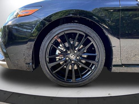 Used 2024 Toyota Camry XSE w/ Cold Weather Package FWD image 33