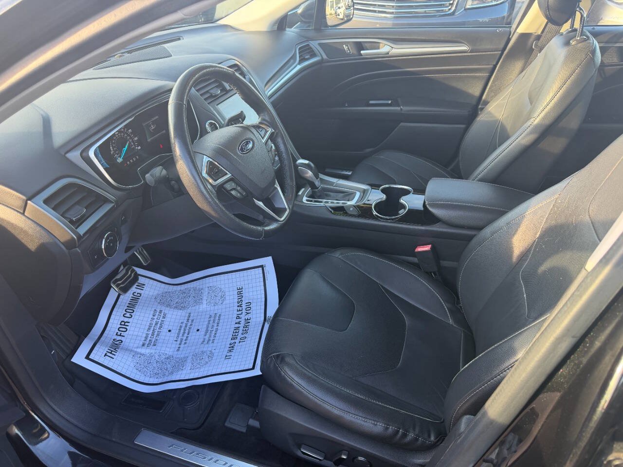 Used 2014 Ford Fusion Titanium FWD image 10