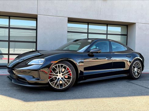 Certified 2025 Porsche Taycan image 1