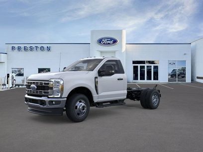 New 2025 Ford F350 XL w/ XL Chrome Package