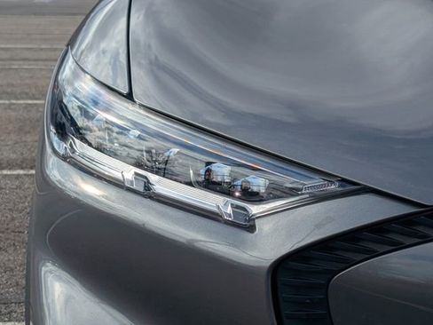 Used 2021 Ford Mustang Mach-E Select w/ Comfort/Appearance Package image 10