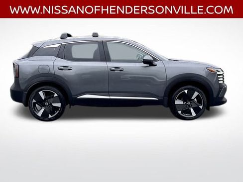 New 2026 Nissan Kicks SR AWD/4WD image 19