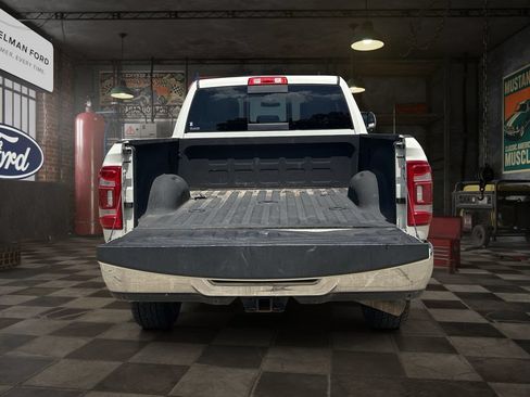 Used 2022 RAM 3500 Laramie AWD/4WD image 10