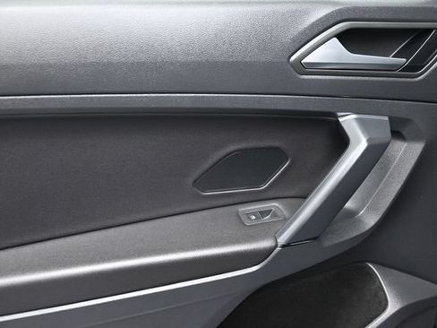 Used 2019 Volkswagen Tiguan SEL FWD image 10