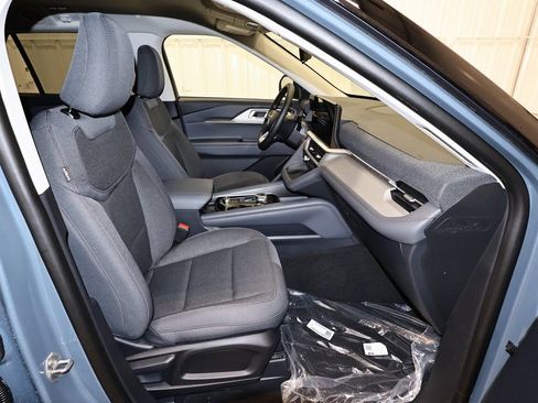 New 2026 Ford Explorer Active image 17