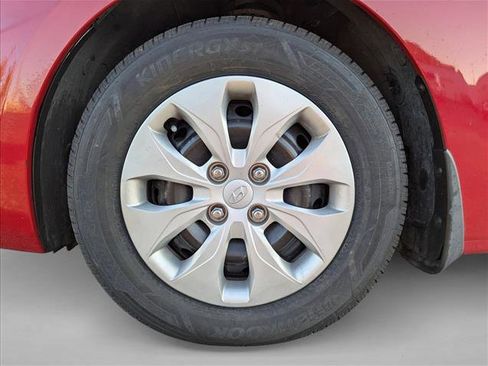 Used 2016 Hyundai Accent SE image 22