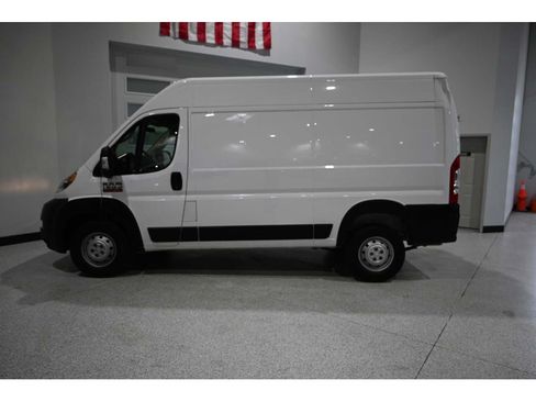 Used 2019 RAM ProMaster 1500 w/ Premium Appearance Group FWD image 8
