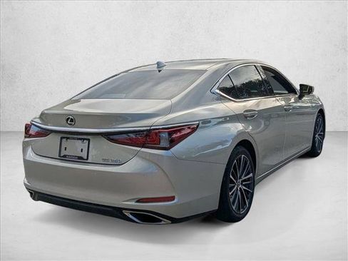 Used 2024 Lexus ES 350 w/ Premium Package image 5