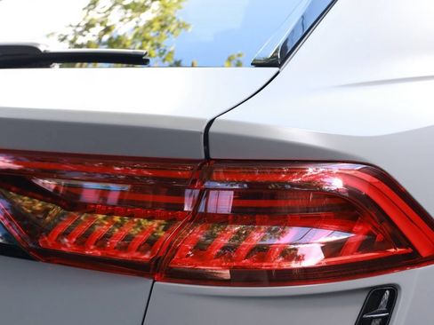 Used 2024 Audi RS Q8 AWD/4WD image 35