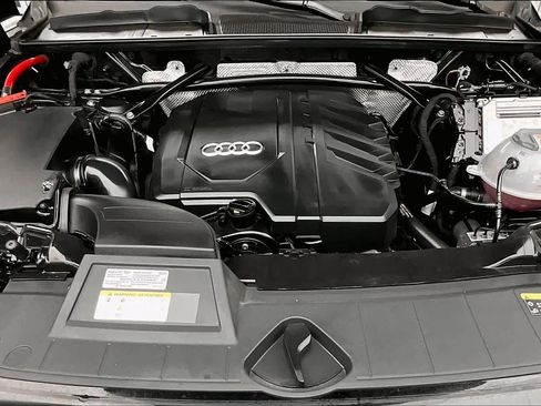 Used 2023 Audi Q5 2.0T Premium w/ Convenience Package image 29