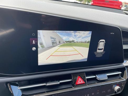 New 2026 Kia Niro EX FWD image 20