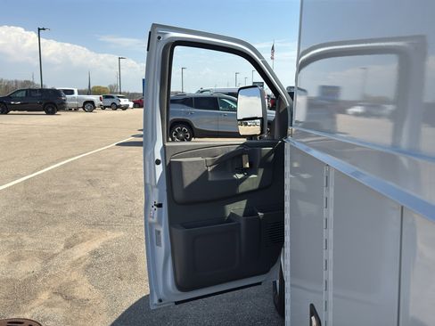 New 2025 Chevrolet Express 3500 w/ Power Convenience Package RWD image 9