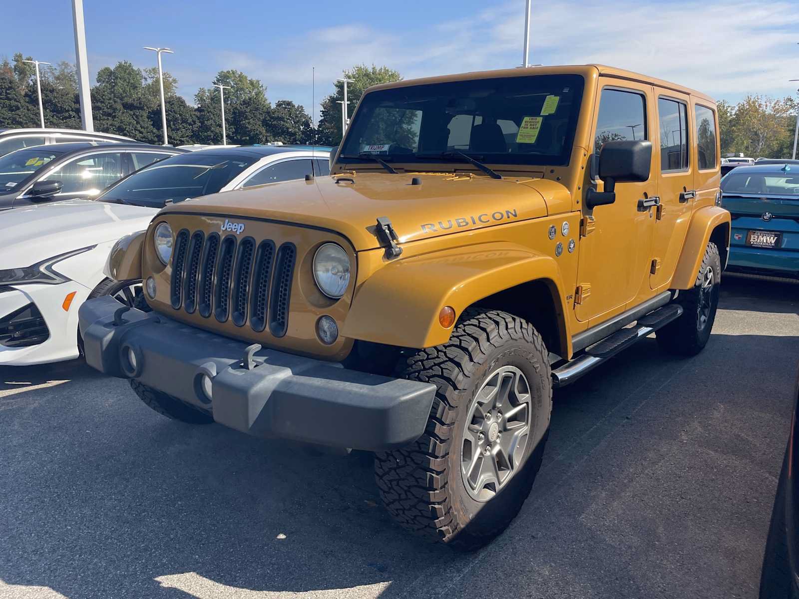 Used 2014 Jeep Wrangler Unlimited Rubicon w/ Connectivity Group AWD/4WD image 3