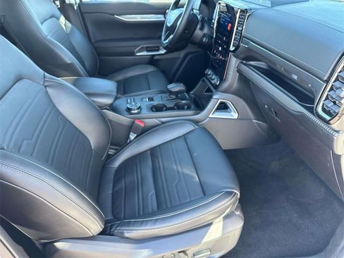 Used 2024 Ford Ranger Lariat w/ FX4 Off-Road Package image 34