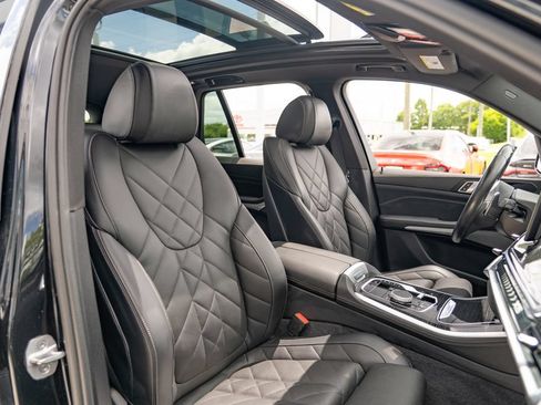 Used 2024 BMW X5 xDrive40i w/ M Sport Package AWD/4WD image 20
