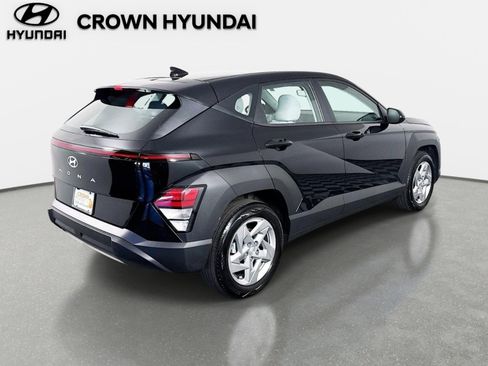 Certified 2024 Hyundai Kona SE FWD image 5