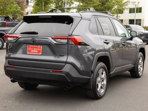Certified 2023 Toyota RAV4 XLE w/ Convenience Package FWD image 5