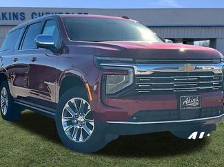 New 2026 Chevrolet Suburban Premier video 2
