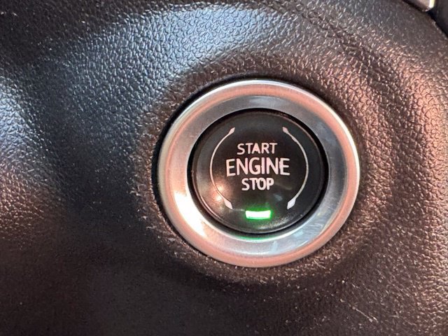 Certified 2022 Chevrolet Silverado 1500 RST AWD/4WD image 39
