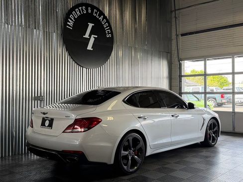 Used 2020 Genesis G70 3.3T w/ Elite Package RWD image 4