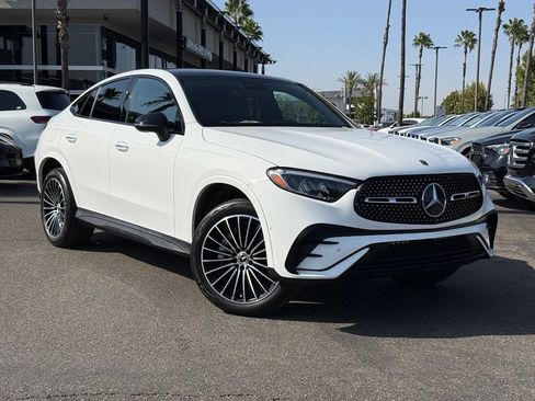 Certified 2024 Mercedes-Benz GLC 300 4MATIC image 1