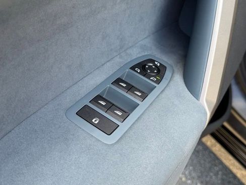 Certified 2023 BMW iX xDrive50 w/ Sport Package image 19